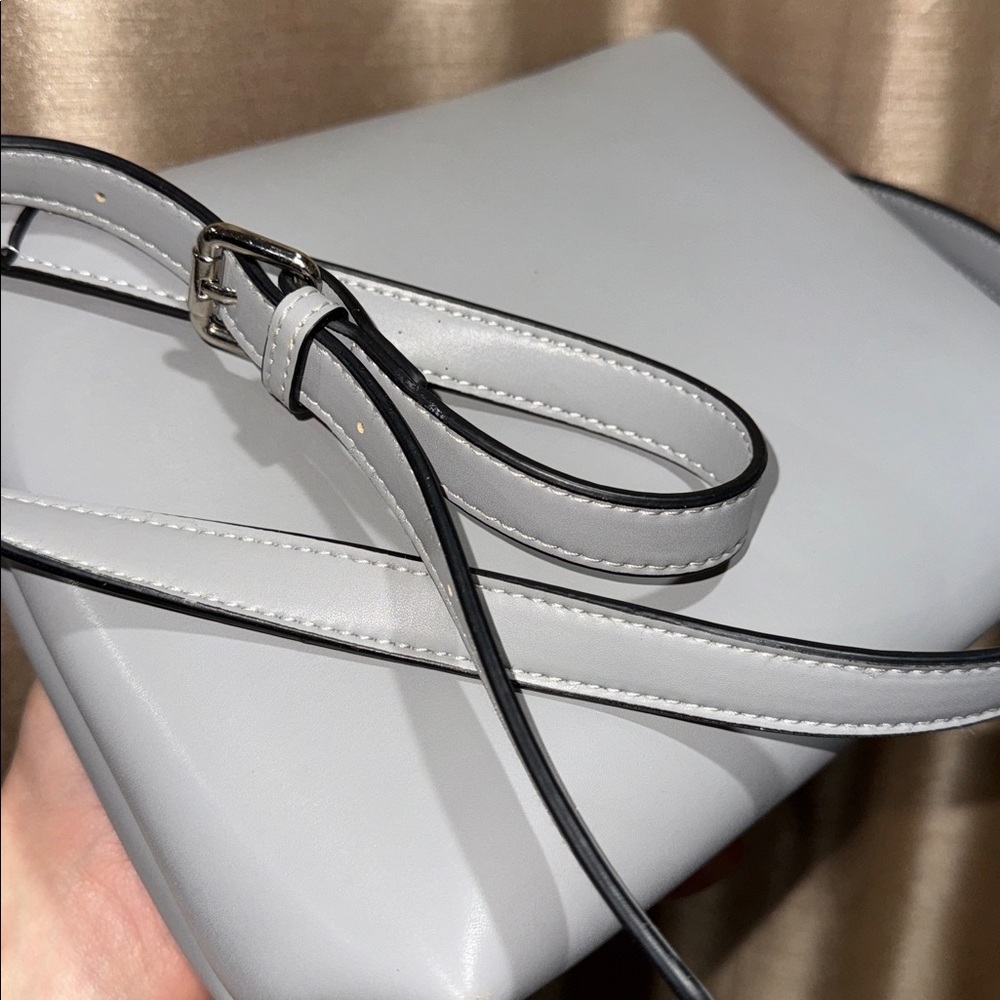VONI LOS ANGELES gray color shoulder bag purse zip closure med size adjustable - Picture 7 of 17